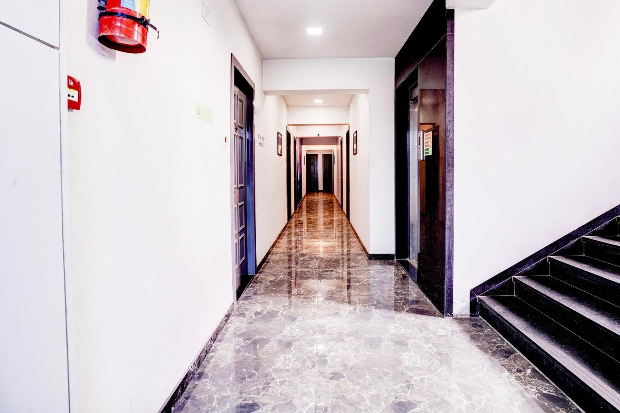 Townhouse Oak Kopar Khairane Navi Mumbai Formerly Ivy Hotel Extérieur photo